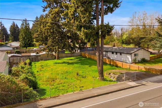1415 SW 356th Street, Federal Way, WA 98023