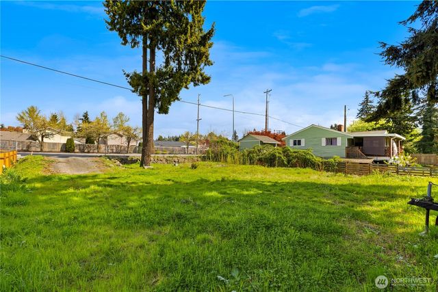 1415 SW 356th Street, Federal Way, WA 98023