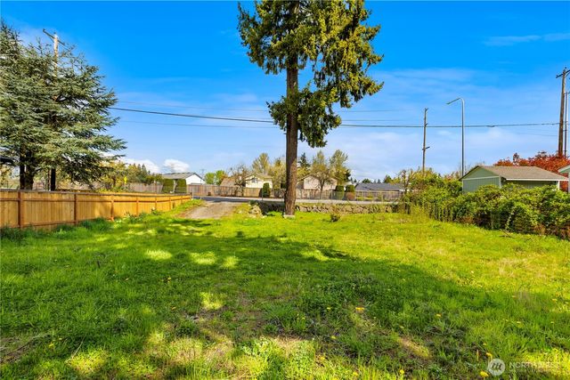 1415 SW 356th Street, Federal Way, WA 98023