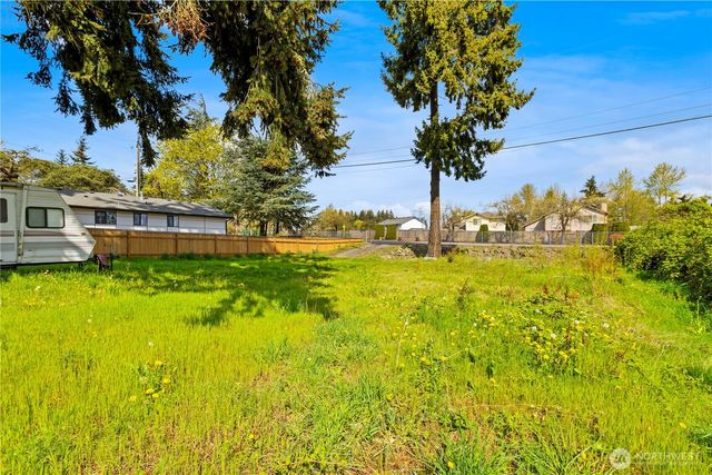 1415 SW 356th Street, Federal Way, WA 98023