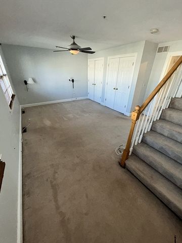 1975 Middlesex St 10, Lowell, MA 01851