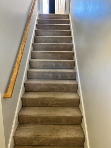 1975 Middlesex St 10, Lowell, MA 01851