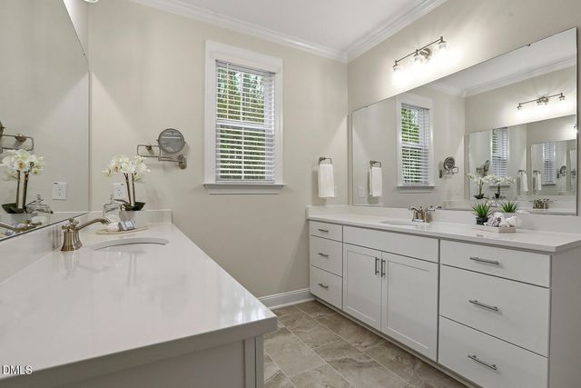 800 Golfers View, Pittsboro, NC 27312