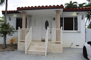 300 SW 71st Ave 1, Miami, FL 33144