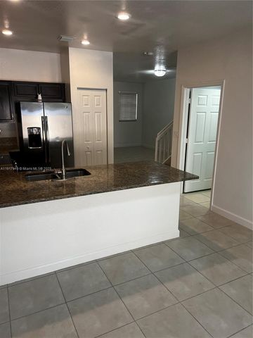 152 SE 37th Ter 152, Homestead, FL 33033