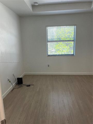 152 SE 37th Ter 152, Homestead, FL 33033