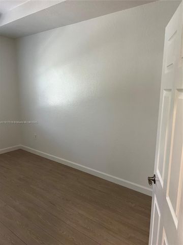 152 SE 37th Ter 152, Homestead, FL 33033