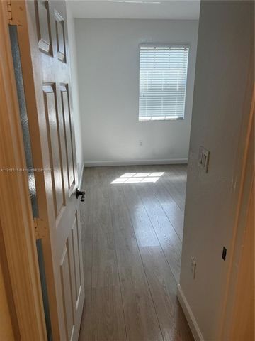 152 SE 37th Ter 152, Homestead, FL 33033