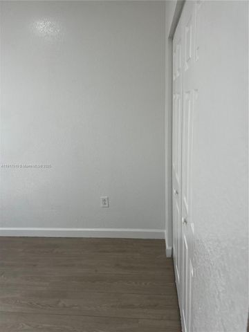 152 SE 37th Ter 152, Homestead, FL 33033