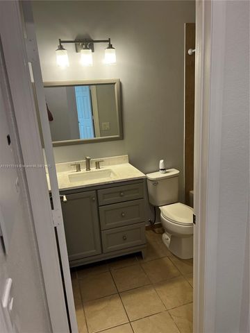 152 SE 37th Ter 152, Homestead, FL 33033