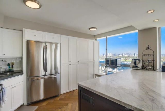 1770 Avenida Del Mundo 1004, Coronado, CA 92118