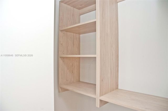 225 N Miami Ave 2508, Miami, FL 33128