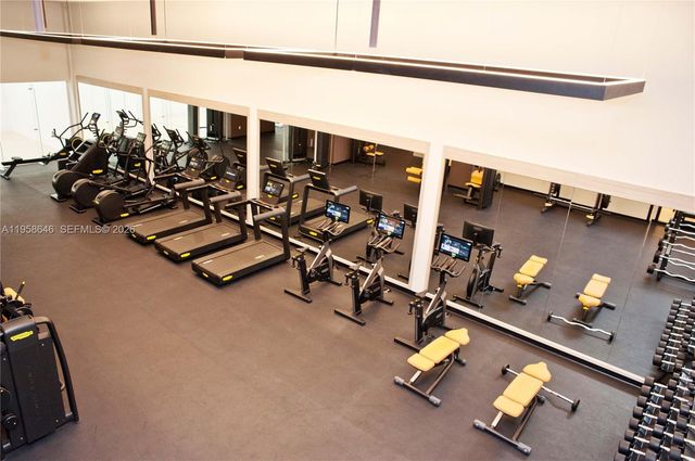 225 N Miami Ave 2508, Miami, FL 33128