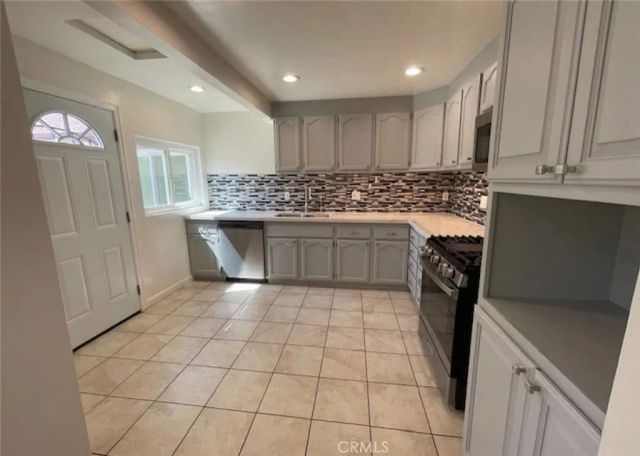 10539 Tinker Avenue, Tujunga, CA 91042