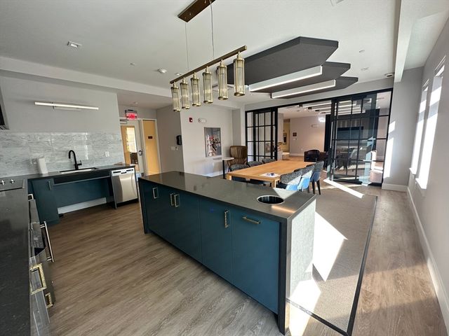 250 Cente 510, Boston, MA 02119
