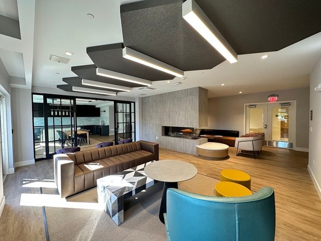 250 Cente 510, Boston, MA 02119