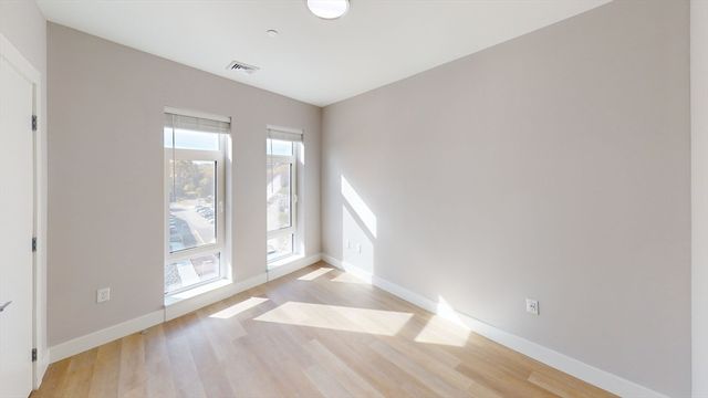 250 Cente 510, Boston, MA 02119