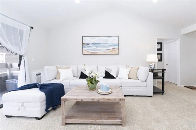 306 Streamwood, Irvine, CA 92620