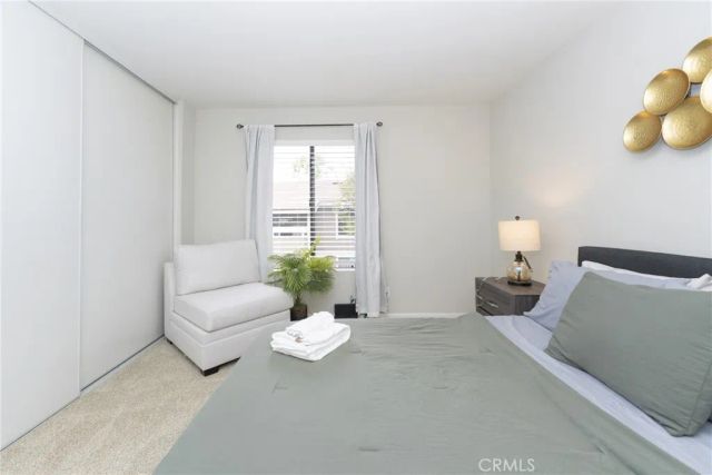 306 Streamwood, Irvine, CA 92620