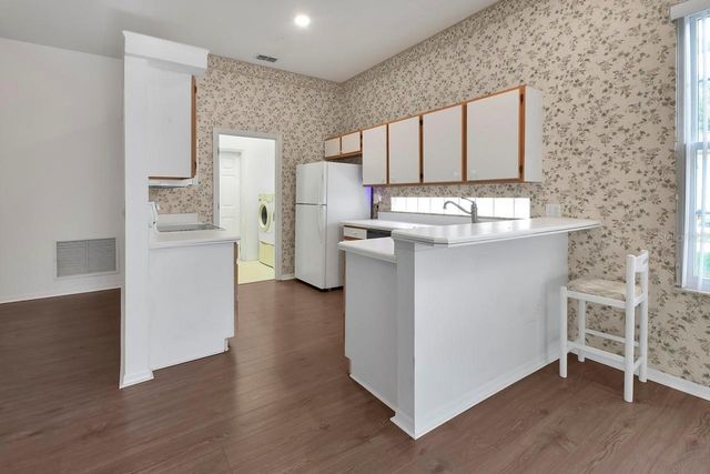 1104 STILLWATER DRIVE, Deland, FL 32720