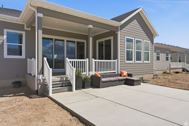 329 E EMPIRE SPRINGS DR, Saratoga Springs, UT 84045