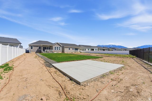 329 E EMPIRE SPRINGS DR, Saratoga Springs, UT 84045