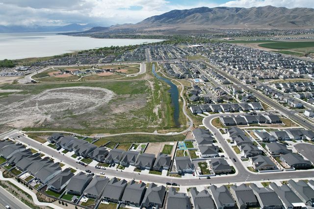 329 E EMPIRE SPRINGS DR, Saratoga Springs, UT 84045