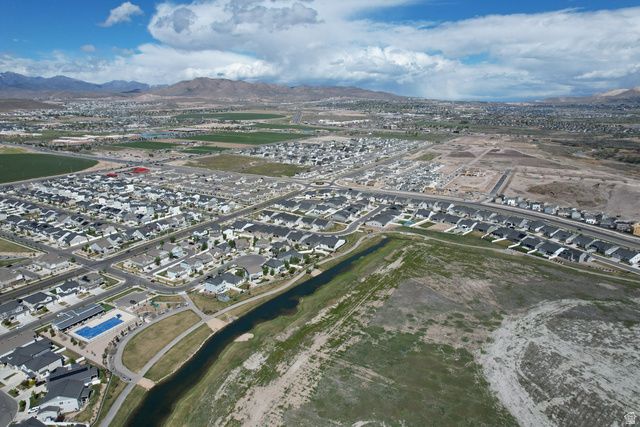 329 E EMPIRE SPRINGS DR, Saratoga Springs, UT 84045