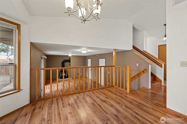 633 NW Mizzen Drive, Oak Harbor, WA 98277