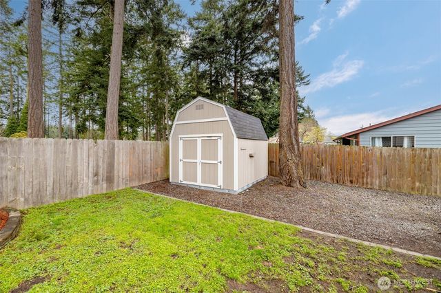633 NW Mizzen Drive, Oak Harbor, WA 98277