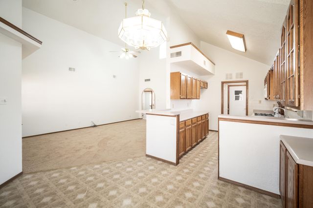 568 MOGOLLON Circle, El Paso, TX 79912