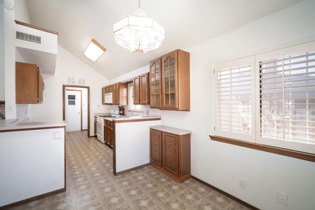 568 MOGOLLON Circle, El Paso, TX 79912