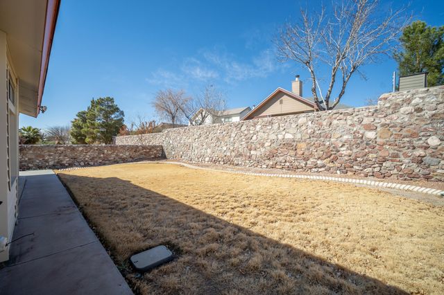 568 MOGOLLON Circle, El Paso, TX 79912