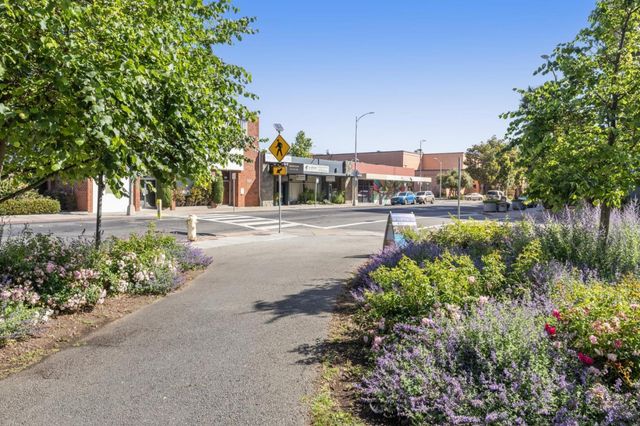 153 E 5th Avenue, San Mateo, CA 94401