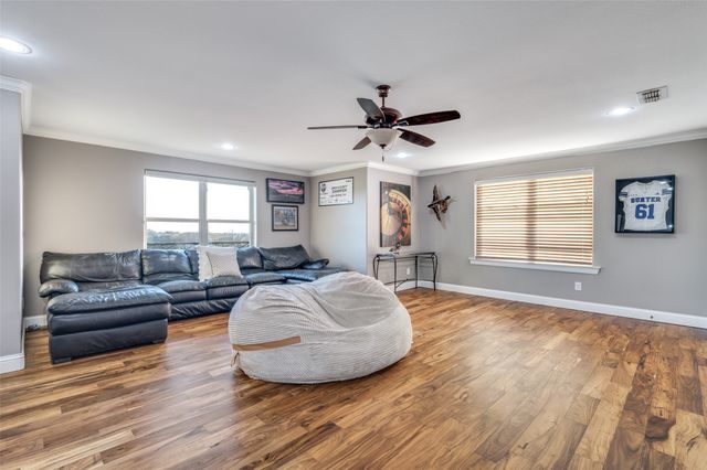 419 Kerfoot Drive, Gunter, TX 75058