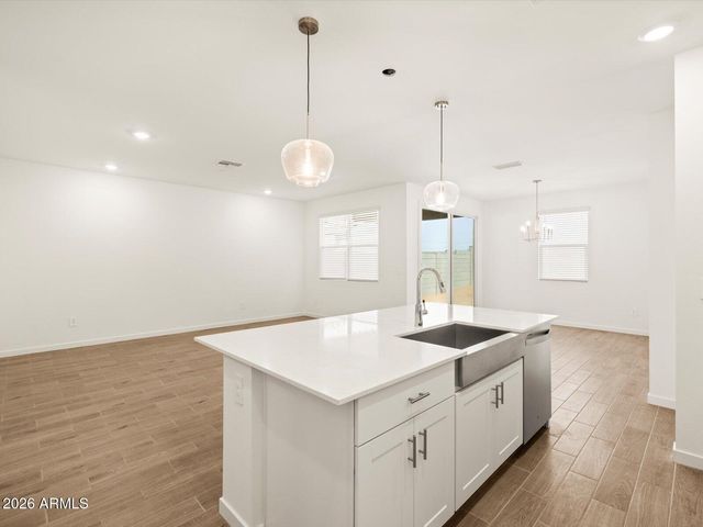 2443 E ENANTIO Road, San Tan Valley, AZ 85143