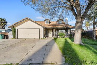 454 Oakwood Dr, Los Banos, CA 93635