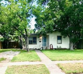 4910 JoAnn St, Corpus Christi, TX 78415
