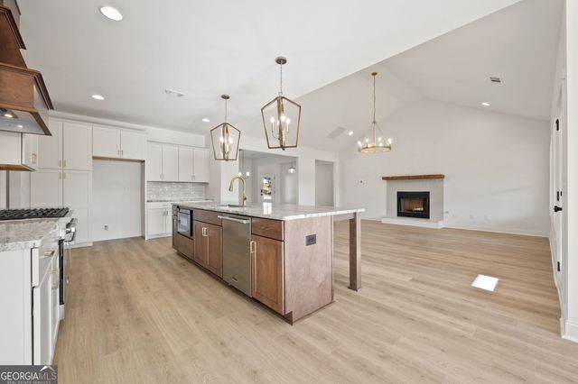 130 Windchime Way 9, Tyrone, GA 30290