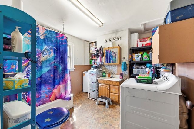 855 Lewisohn, Butte, MT 59701