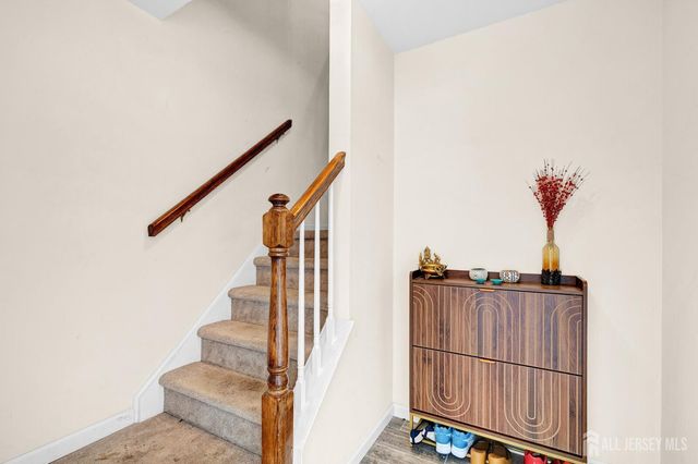 810 Plymouth Road, North Brunswick, NJ 08902