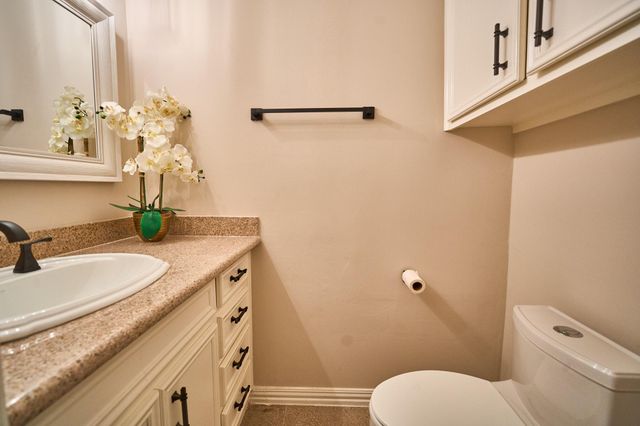 10818 Briar Forest Drive 34, Houston, TX 77042