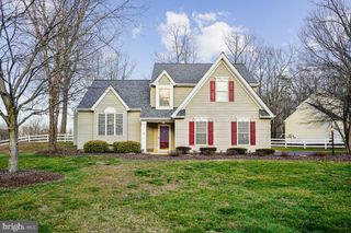 10129 SHARON SPRINGS DR, Fredericksburg, VA 22408