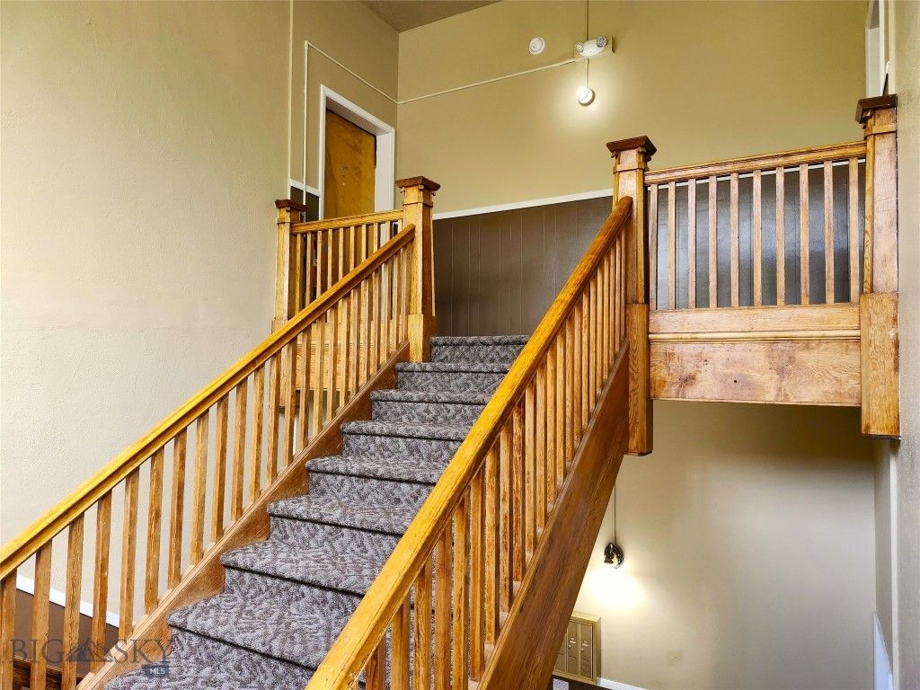 217 W Clark, Livingston, MT 59047 photo 31