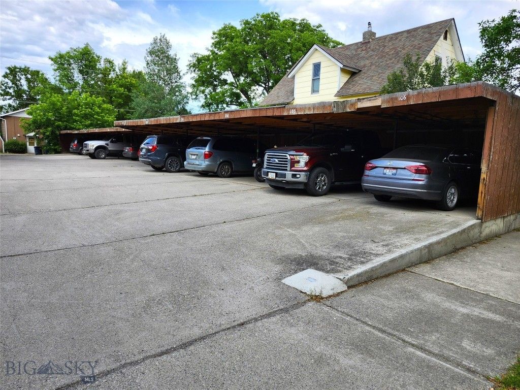 217 W Clark, Livingston, MT 59047 photo 5