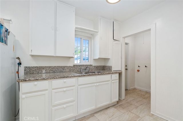 135 E 77th Street 3, Los Angeles, CA 90003