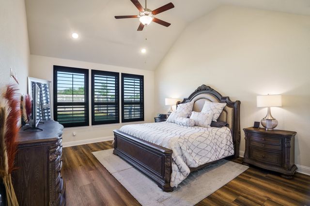 915 Blueberry Way, Northlake, TX 76247