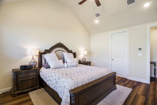 915 Blueberry Way, Northlake, TX 76247