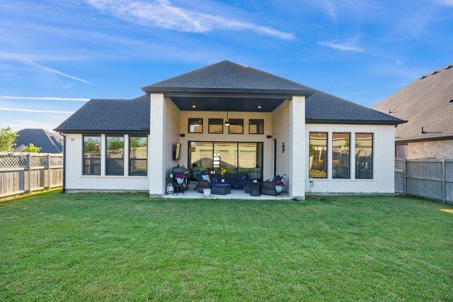 915 Blueberry Way, Northlake, TX 76247