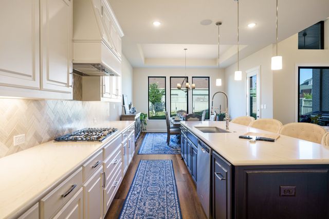 915 Blueberry Way, Northlake, TX 76247